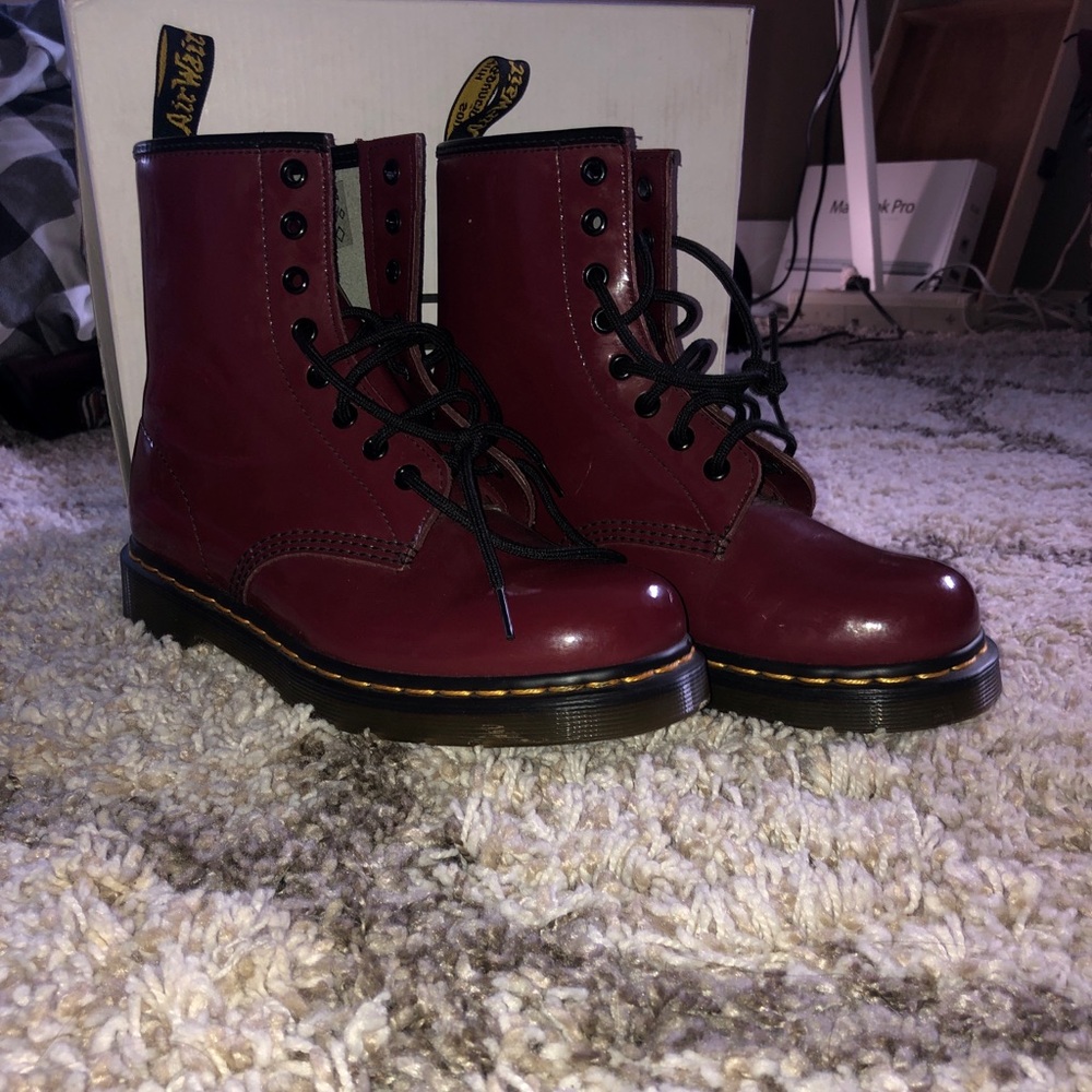 RED MAROON DOCS AMAZING CONDITION